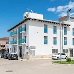 Llaut Boutique Hotel