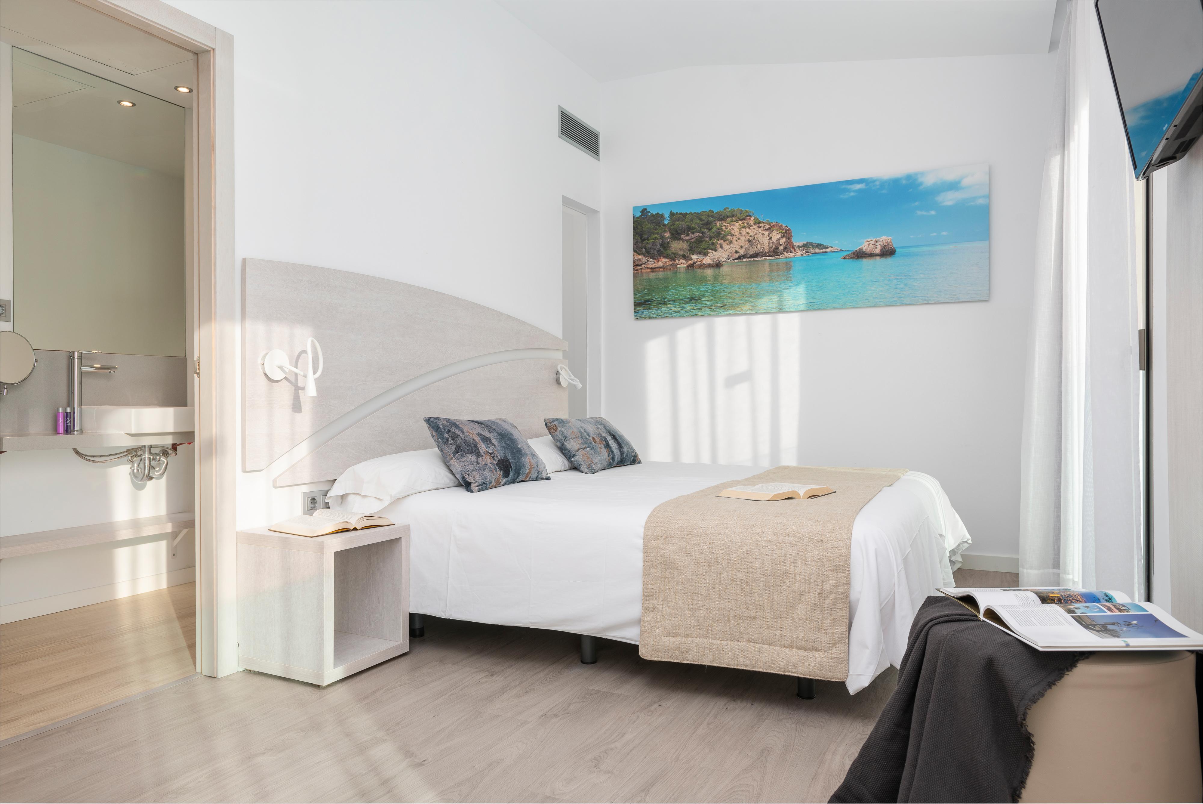Llaut Boutique Hotel 4*